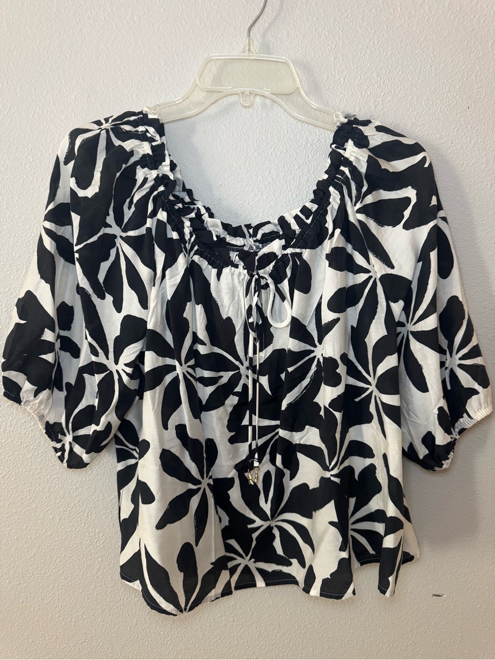 Black & White BoHo Top size L
